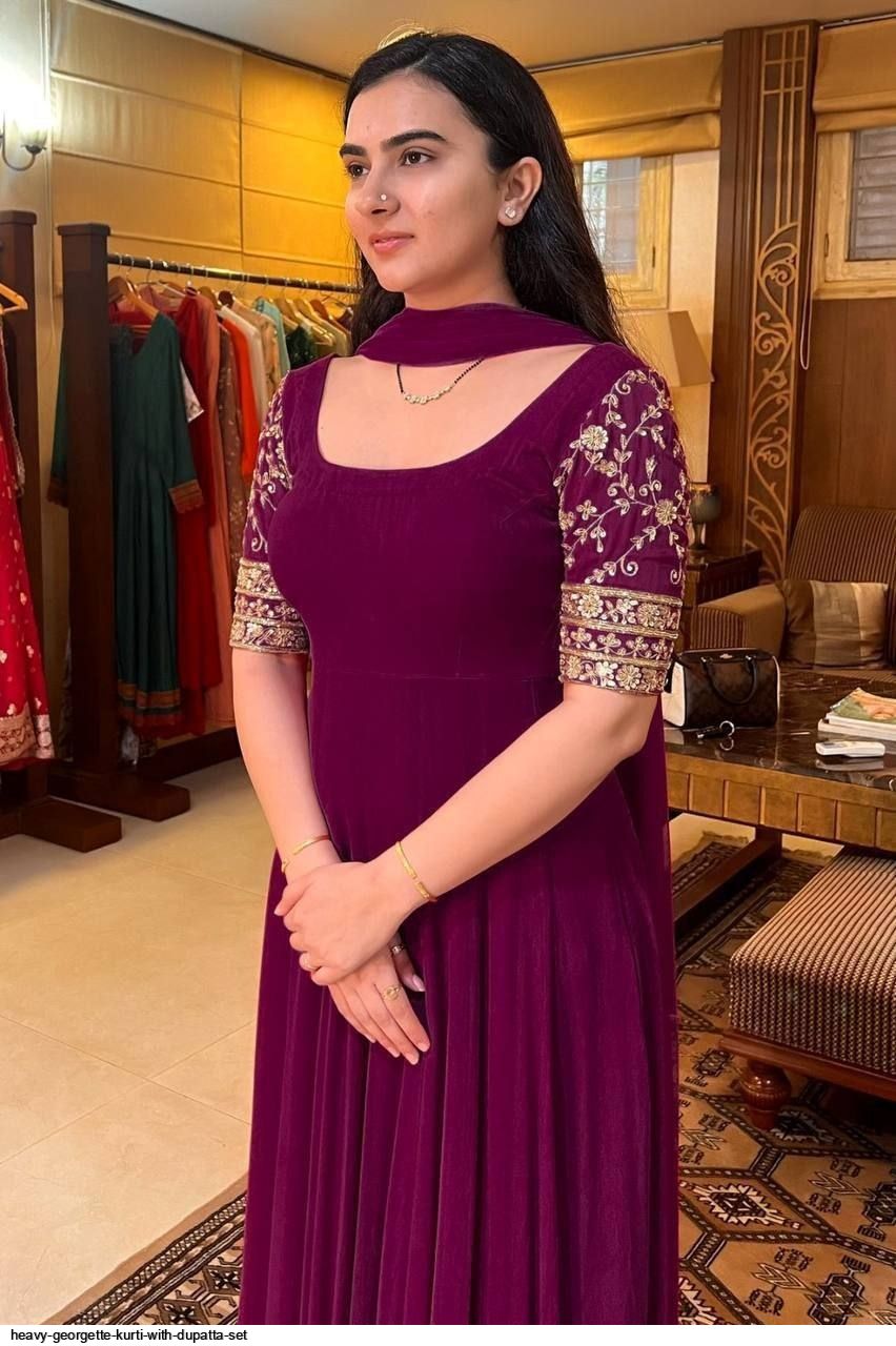 HEAVY GEORGETTE KURTI WITH DUPATTA SET