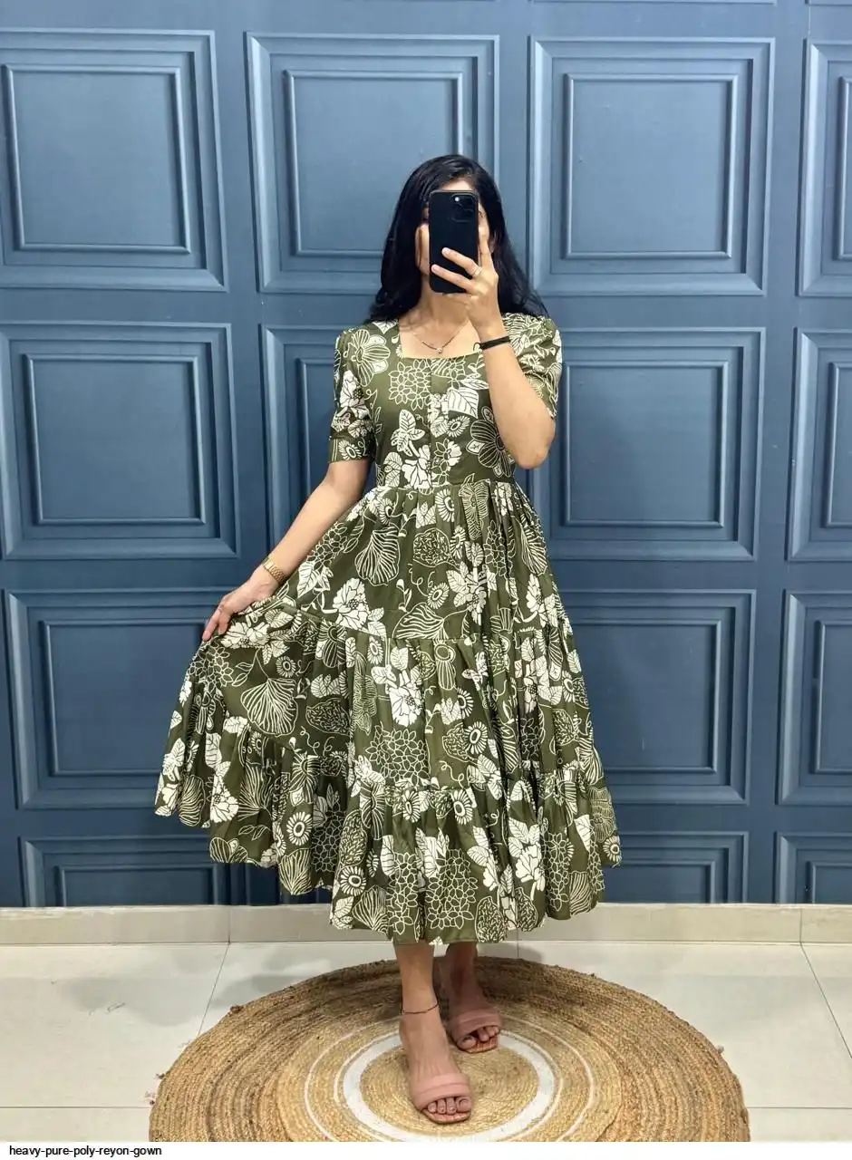 HEAVY PURE POLY REYON GOWN 2