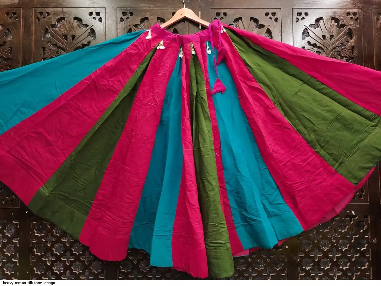 HEAVY ROMAN SILK TONE LEHNGA 4