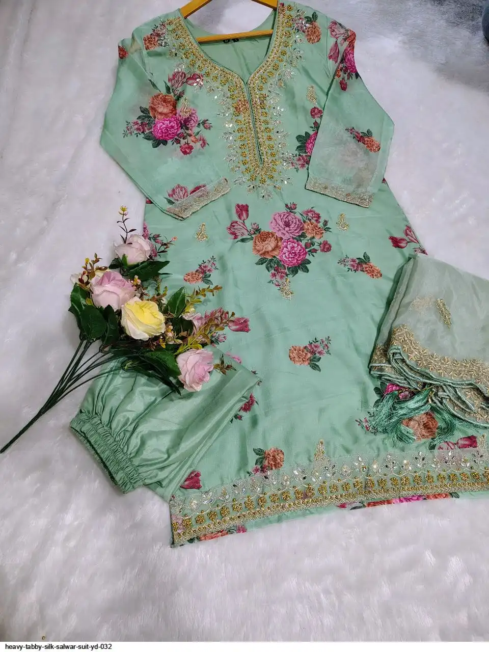 HEAVY TABBY SILK SALWAR SUIT YD 032 C
