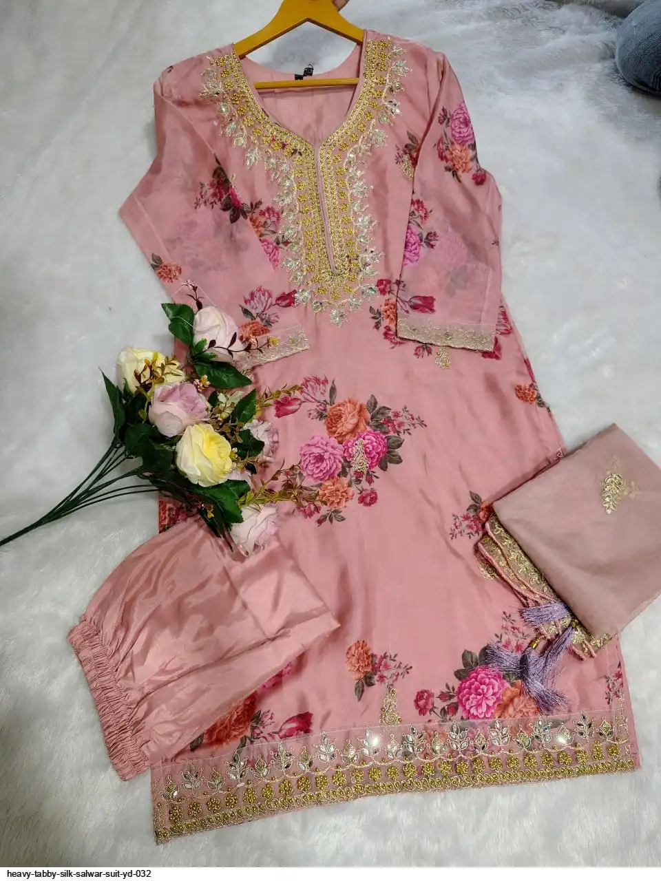 HEAVY TABBY SILK SALWAR SUIT YD 032 A