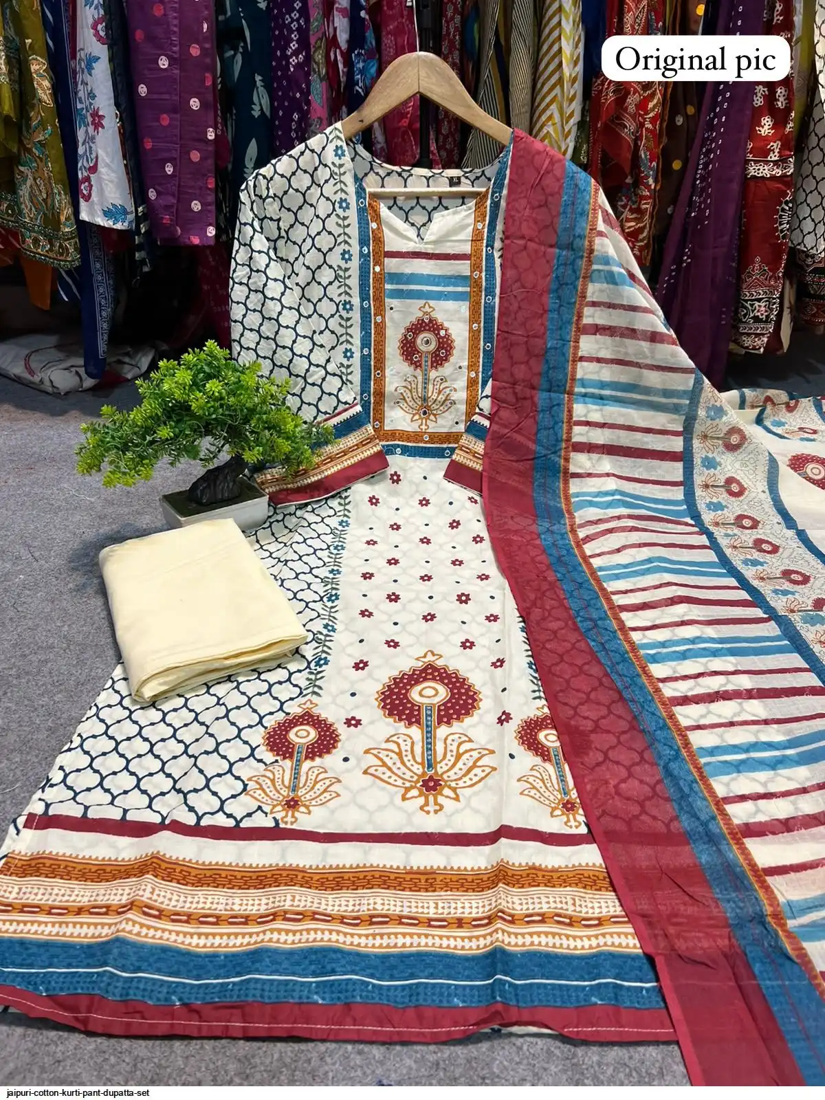 JAIPURI COTTON KURTI PANT DUPATTA SET A