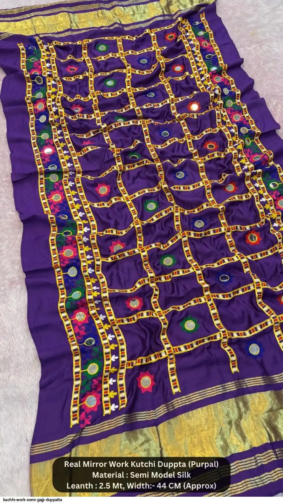 KACHHI WORK SEMI GAJJI DUPPATTA 5