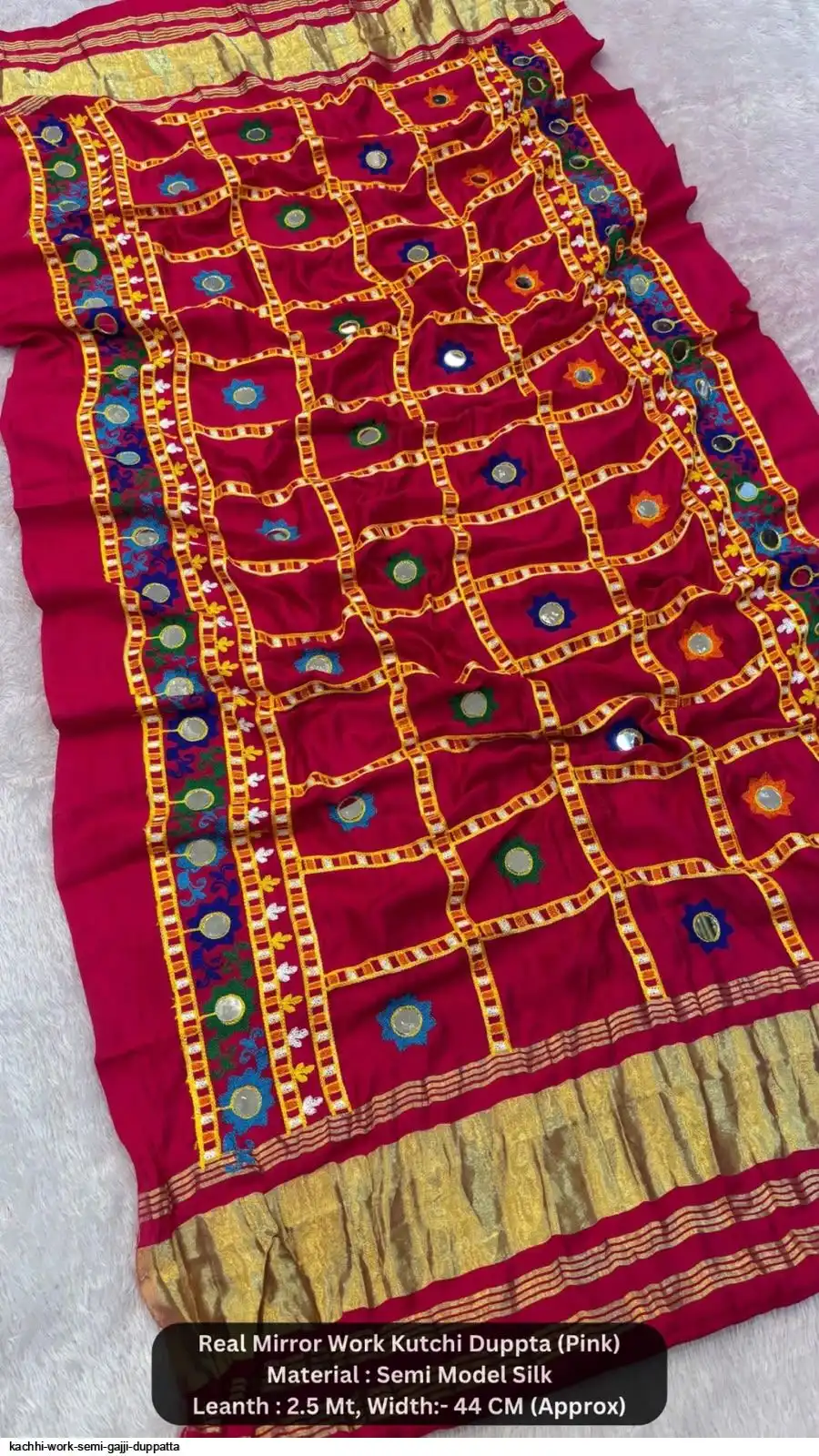KACHHI WORK SEMI GAJJI DUPPATTA 4