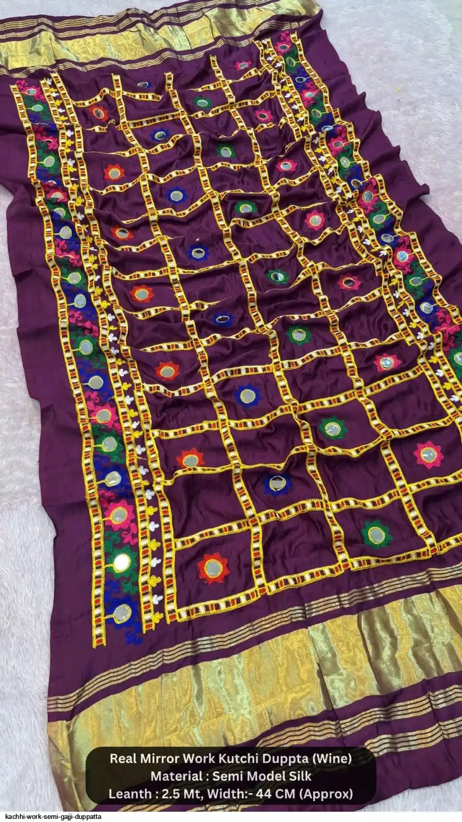 KACHHI WORK SEMI GAJJI DUPPATTA 9