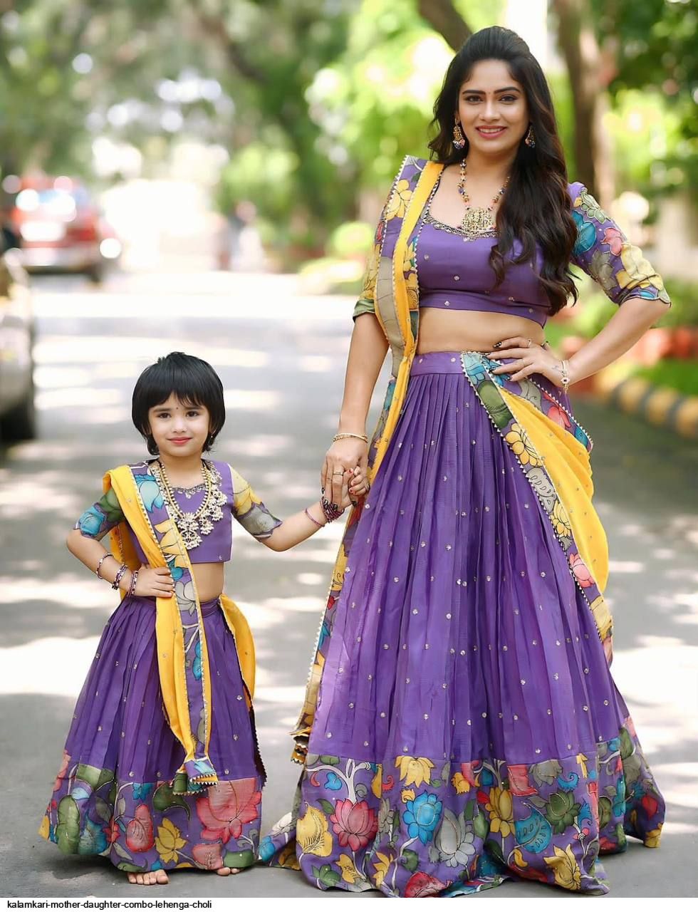 Model @Twinkal_patel_official And @prisha_patel_official Mother Daughter  Combo And Single Lehenga Choli