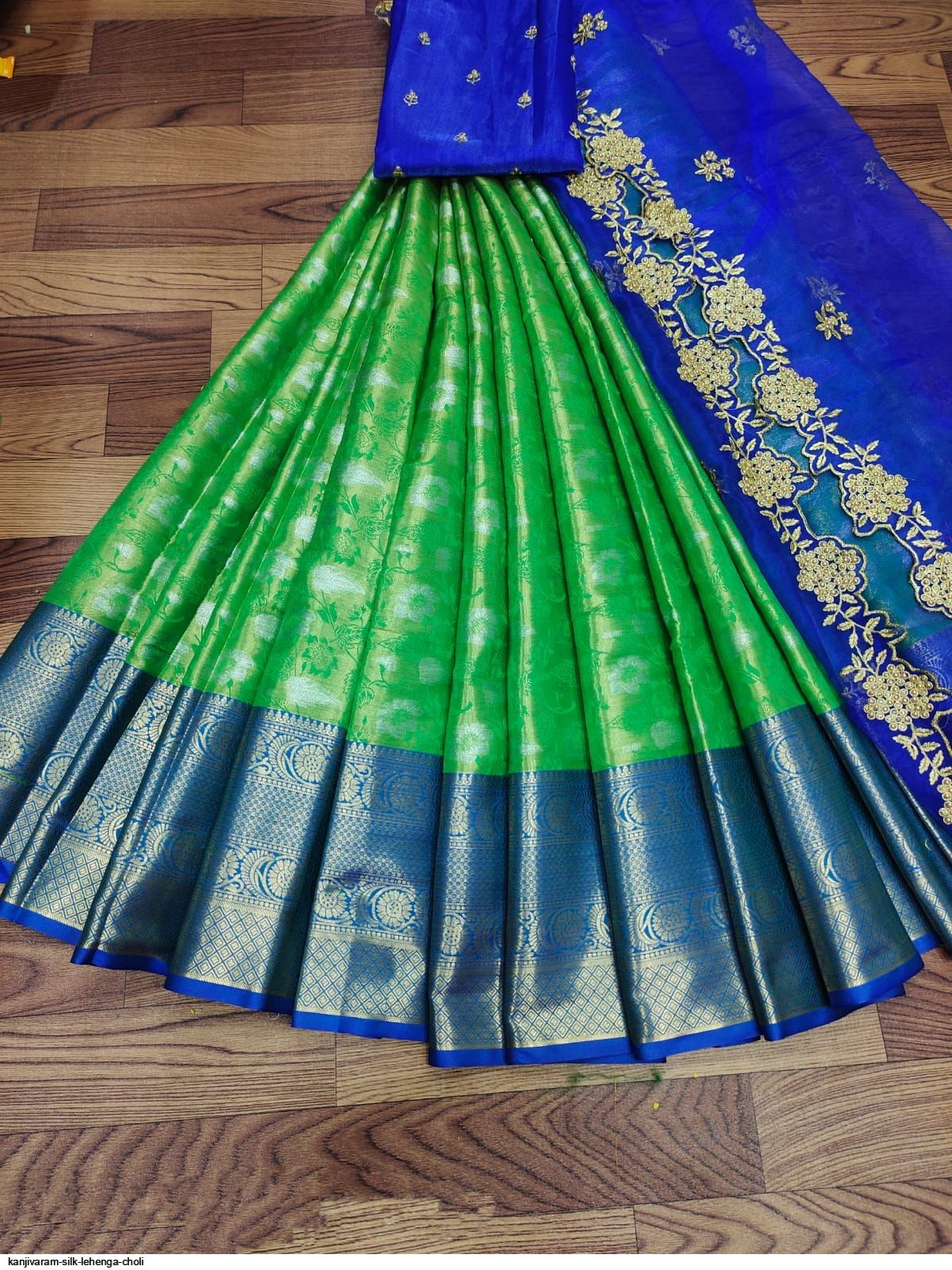 Buy HALFSAREE STUDIO Green Kanjivaram silk Zari Lehenga for Women Online at  Best Prices in India - JioMart.