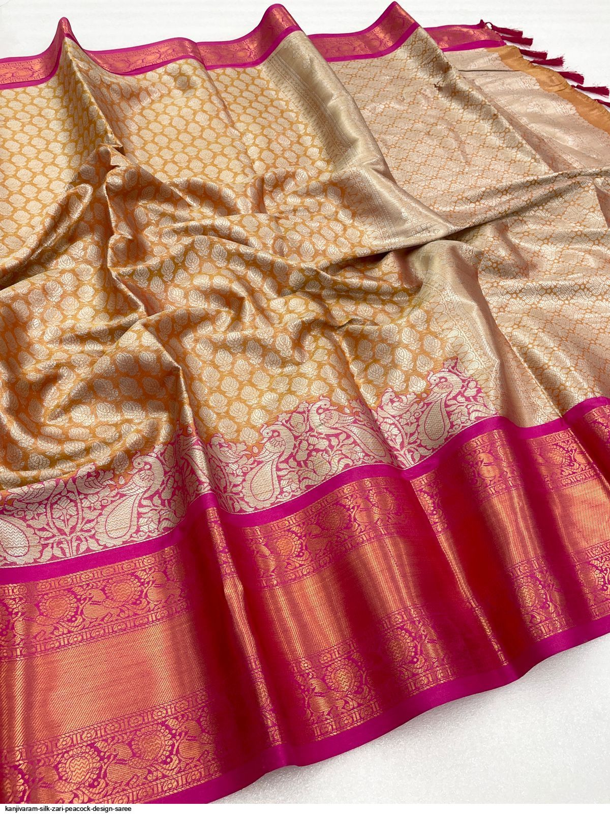 Kerala Tissue Kasavu Saree With Mural Peacock Design and Printed Runni –  Southloom Handmade and Organics