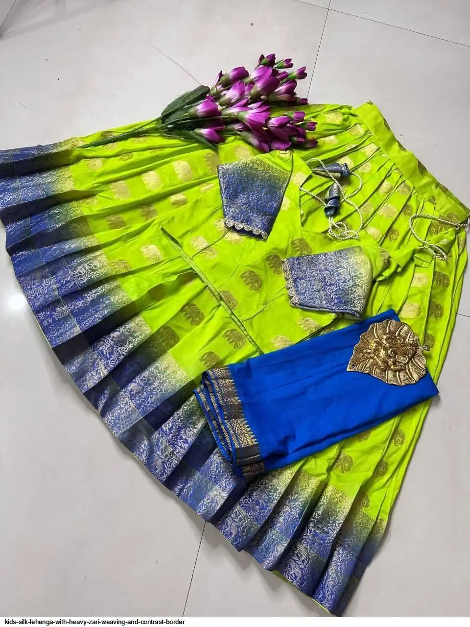 KIDS SILK LEHENGA WITH HEAVY ZARI WEAVING AND CONTRAST BORDER 3