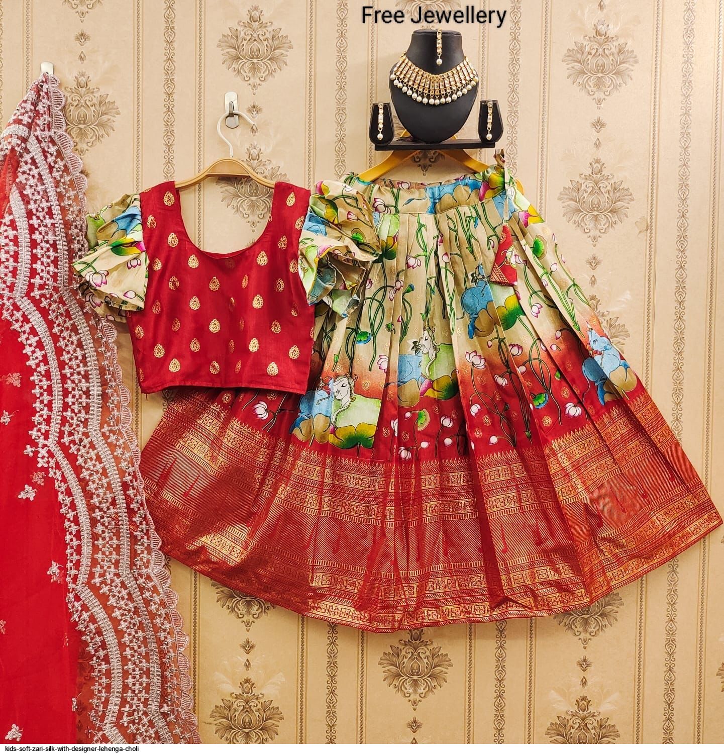 Designer Festive Wear Silk Kids Lehenga Choli at Rs 1099/piece in Surat |  ID: 22111319273