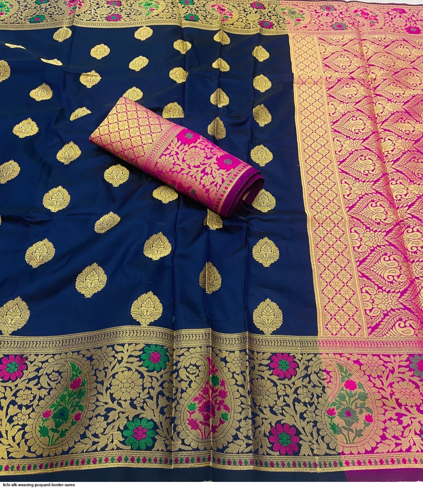 Jacquard Lichi Silk Pista Saree With Unstiched Blouse Piece