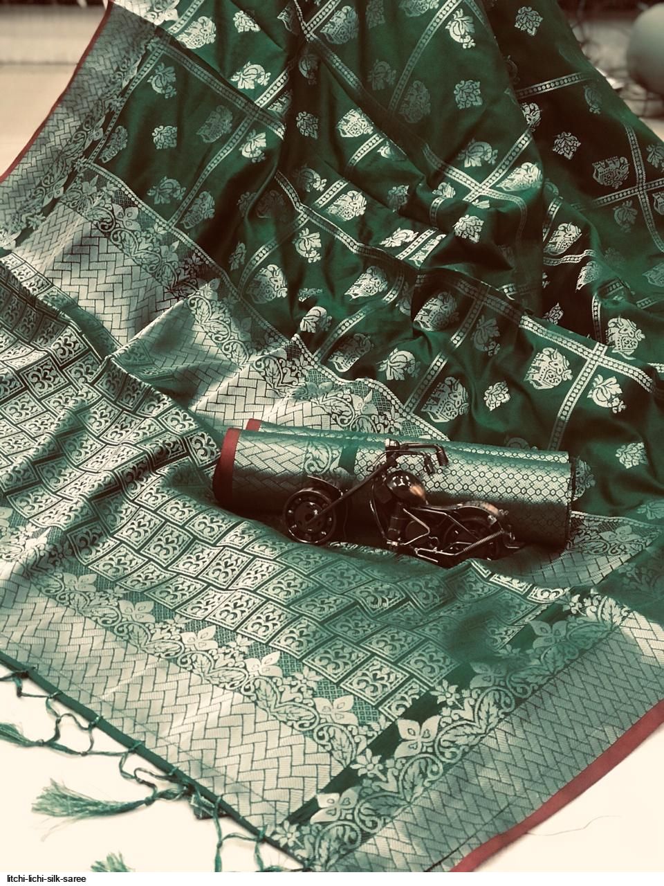 LITCHI LICHI SILK SAREE E