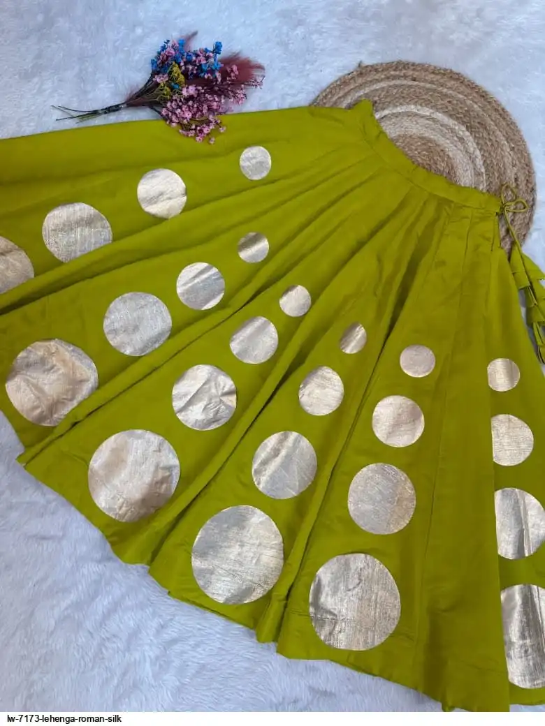 LW 7173 LEHENGA ROMAN SILK 2