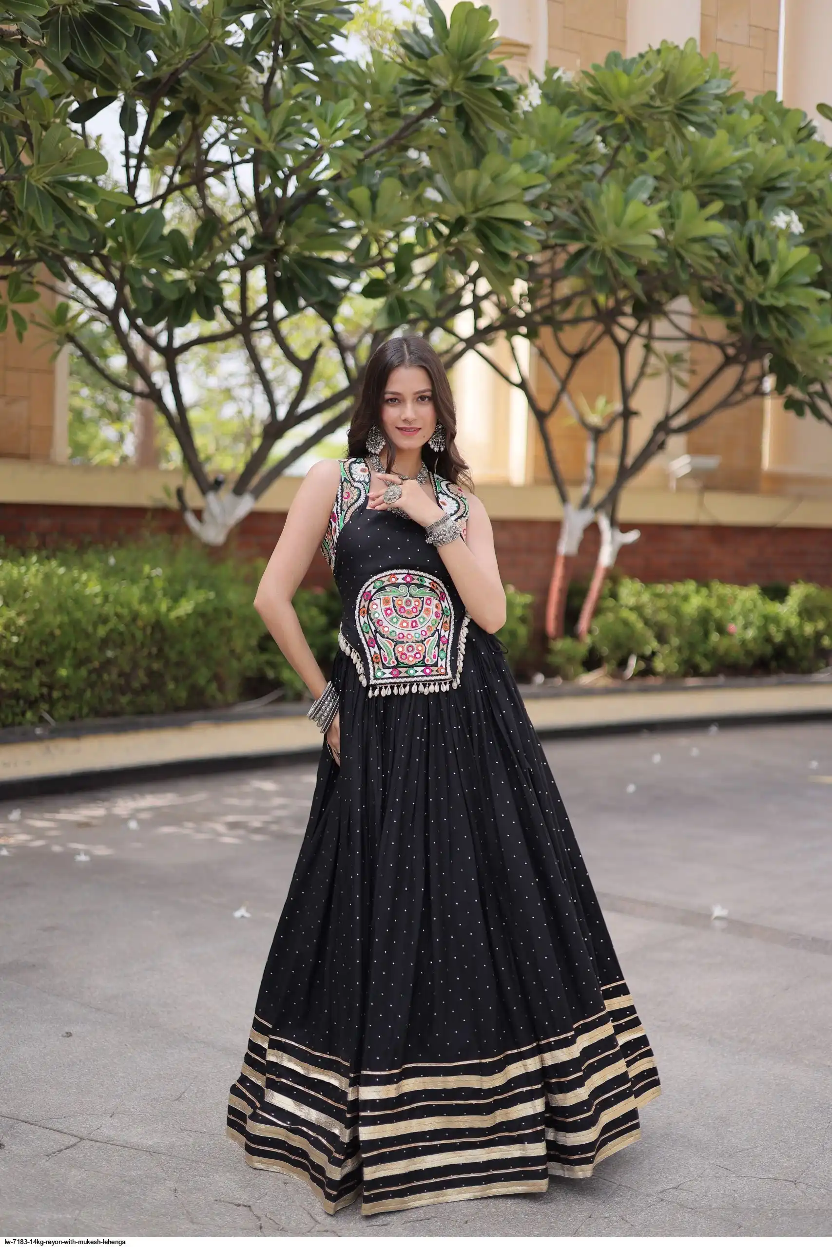 LW 7183 14KG REYON WITH MUKESH LEHENGA 1