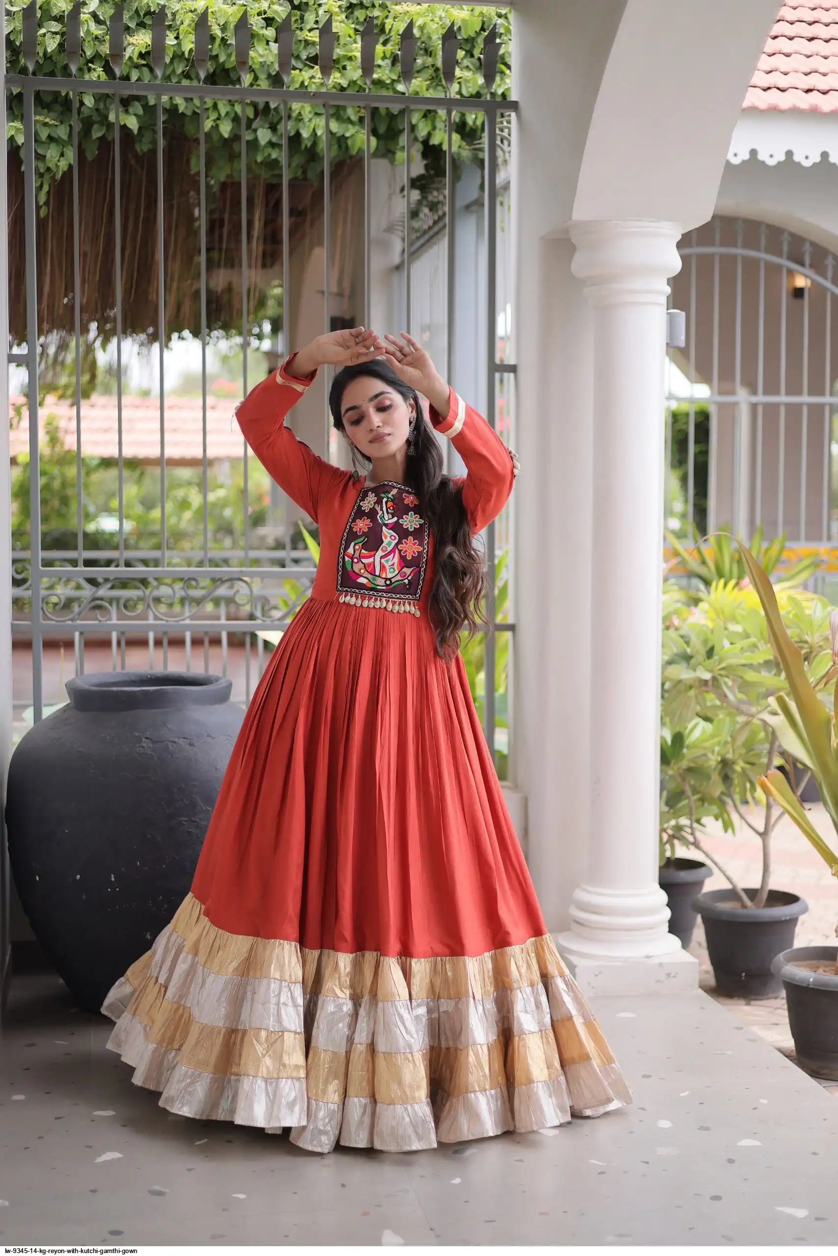 LW 9345 14 KG REYON WITH KUTCHI GAMTHI GOWN 3