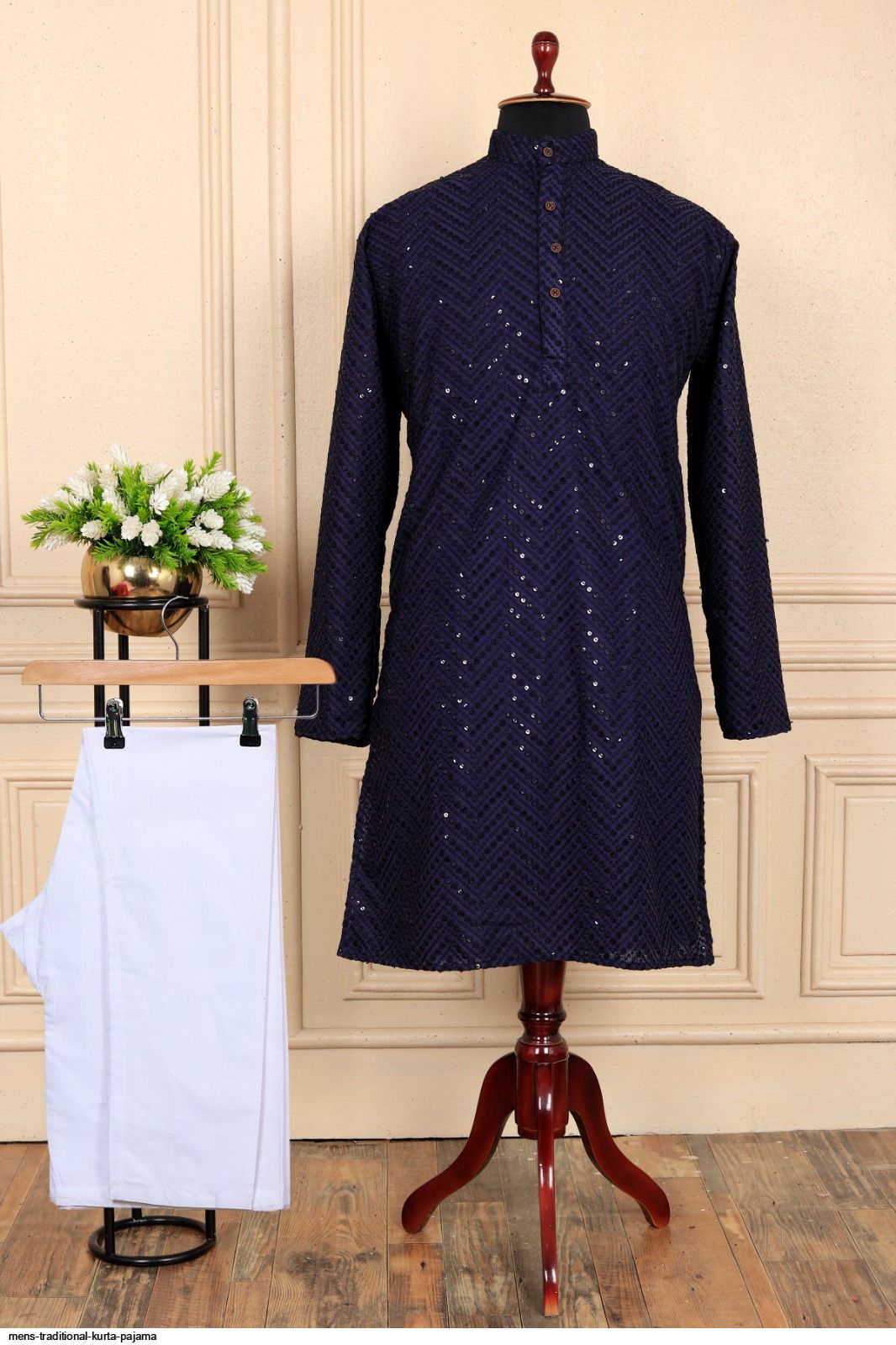 MENS TRADITIONAL KURTA PAJAMA