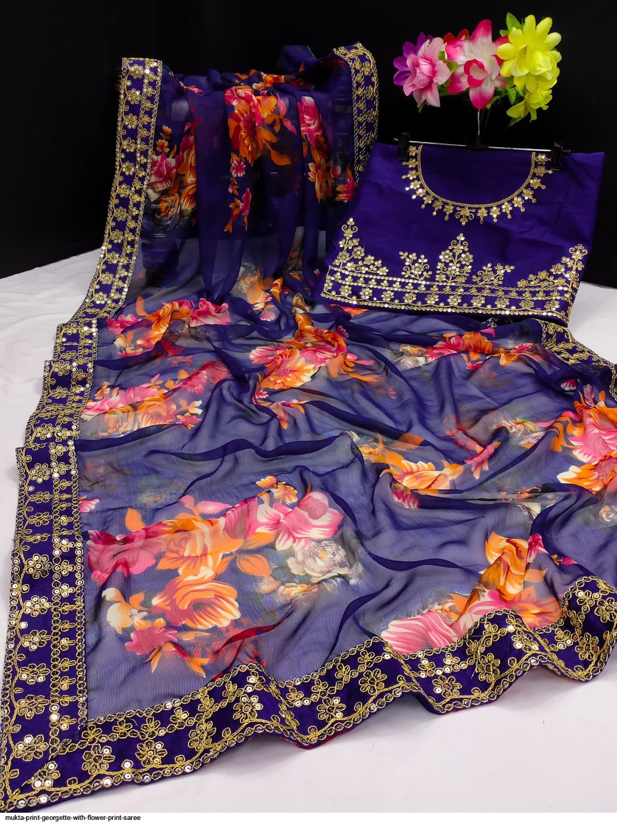 Latest flower print saree Clearance