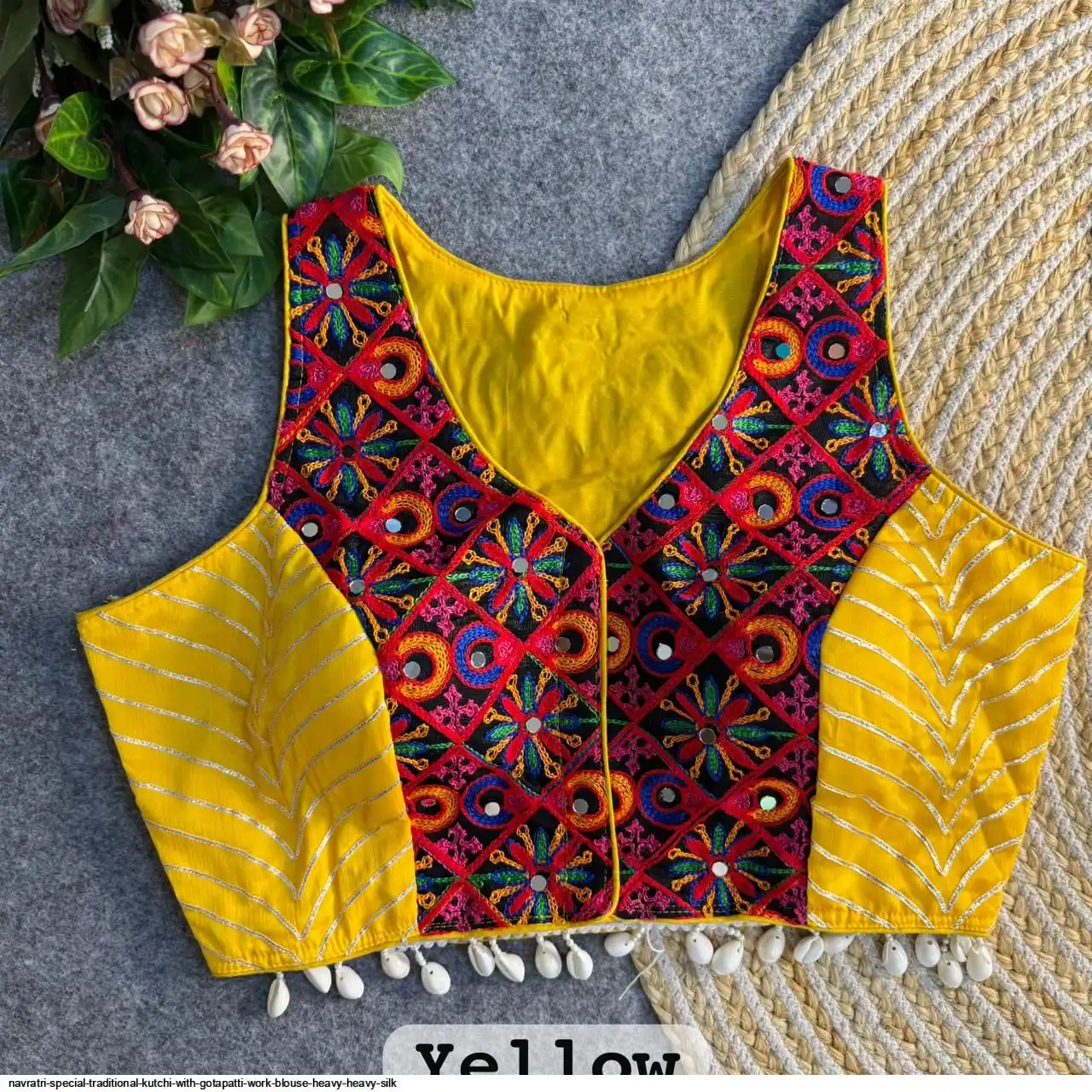 NAVRATRI SPECIAL TRADITIONAL KUTCHI WITH GOTAPATTI WORK BLOUSE HEAVY HEAVY SILK 2