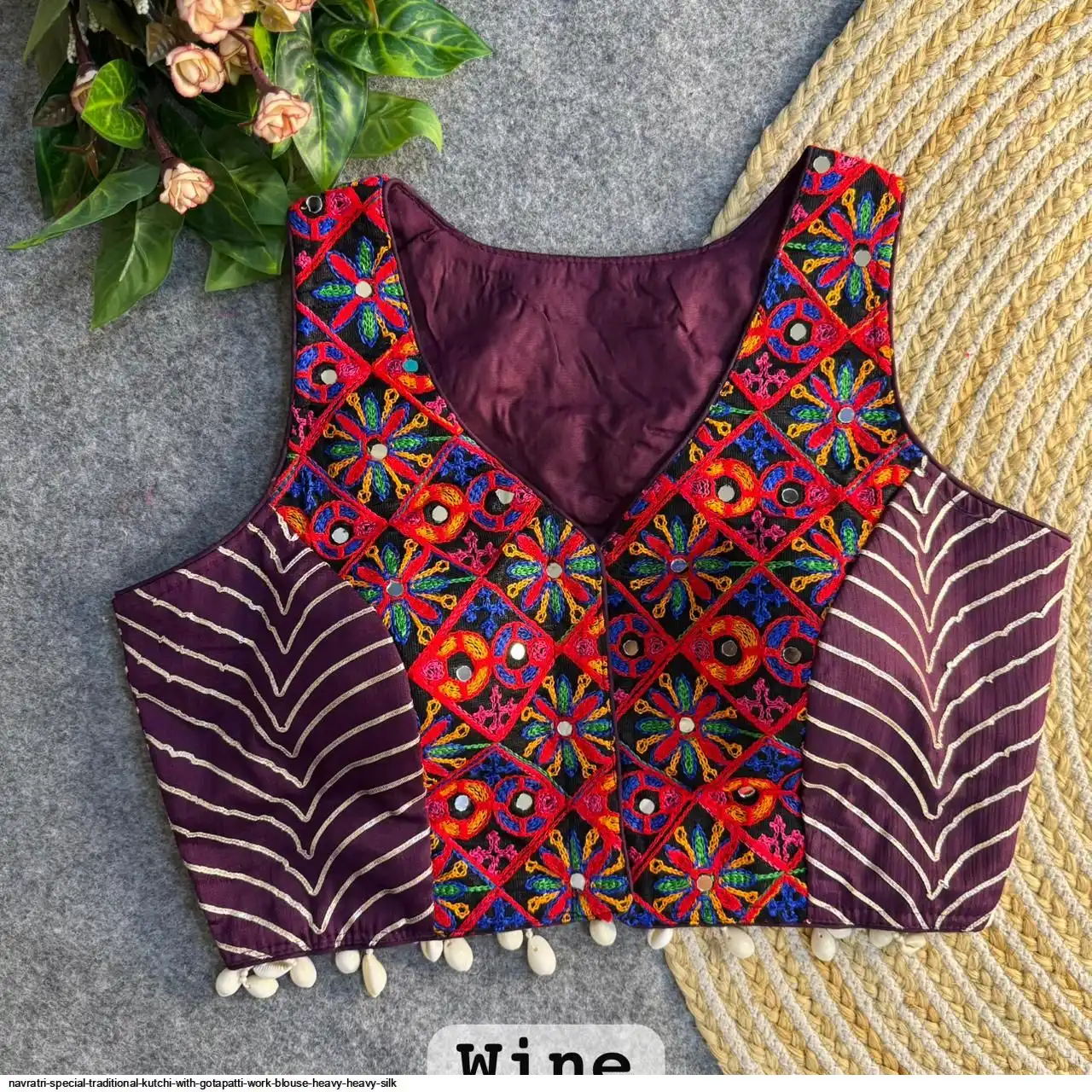 NAVRATRI SPECIAL TRADITIONAL KUTCHI WITH GOTAPATTI WORK BLOUSE HEAVY HEAVY SILK 4