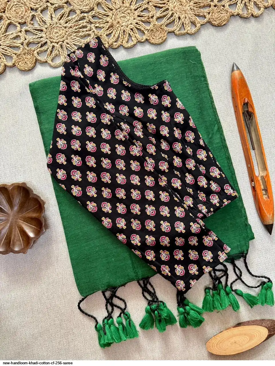 NEW HANDLOOM KHADI COTTON CF 256 SAREE 13