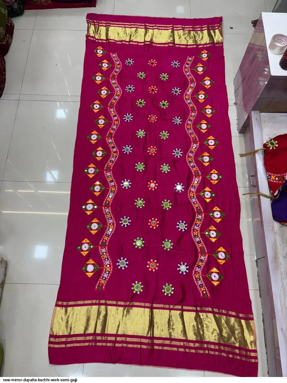 NEW MIRROR DUPATTA KACHHI WORK SEMI GAJJI 10
