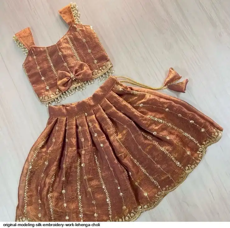 ORIGINAL MODELING SILK EMBROIDERY WORK LEHENGA CHOLI 3