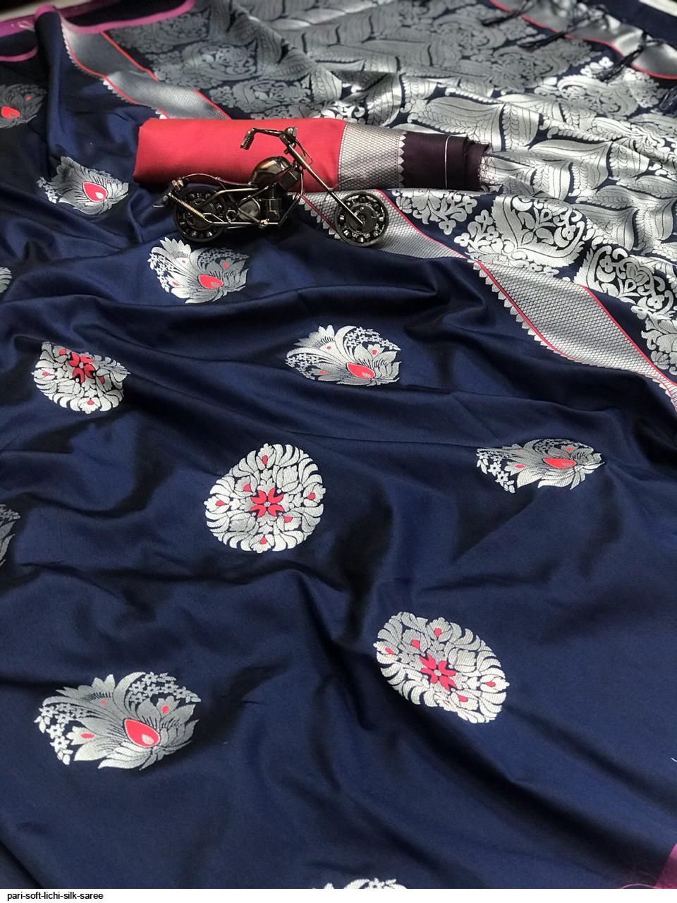 PARI SOFT LICHI SILK SAREE B