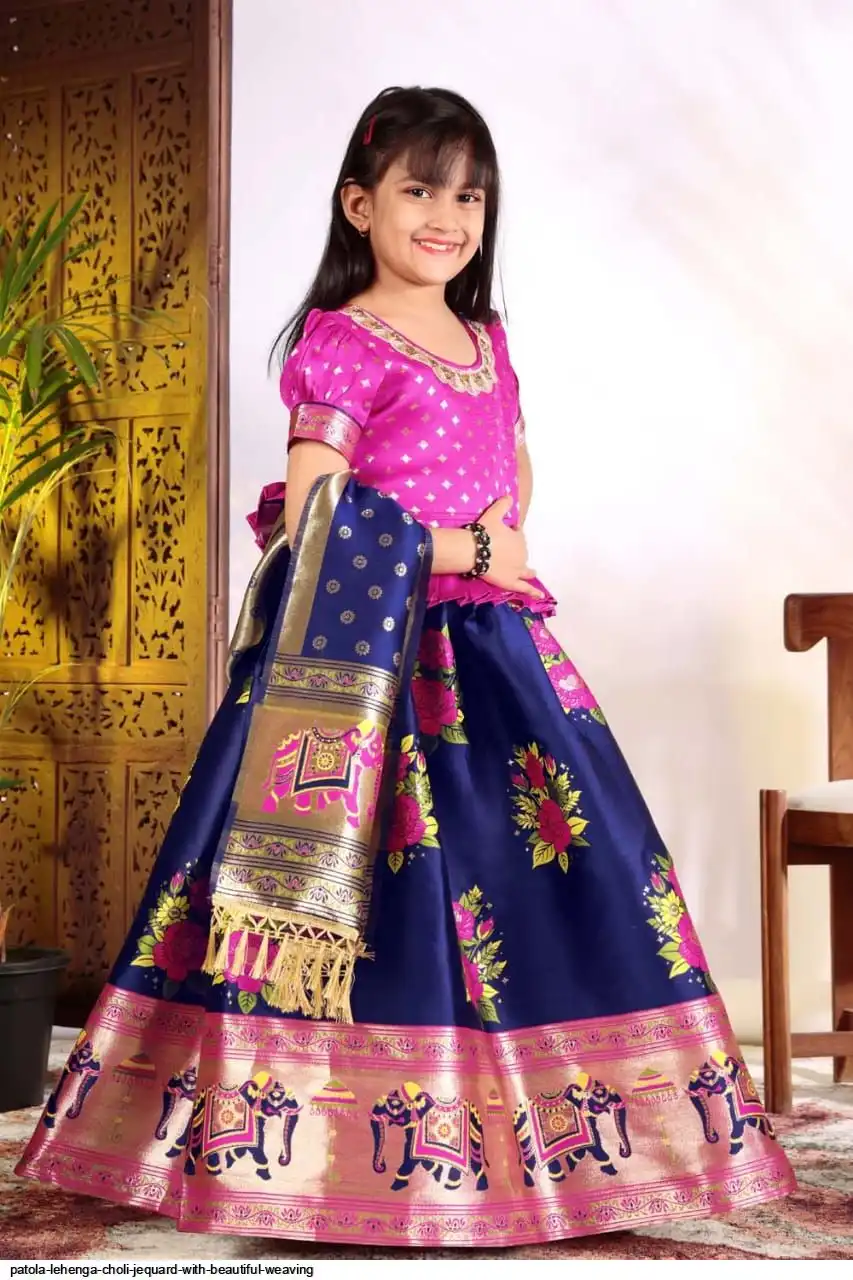 PATOLA LEHENGA CHOLI JEQUARD WITH BEAUTIFUL WEAVING 4
