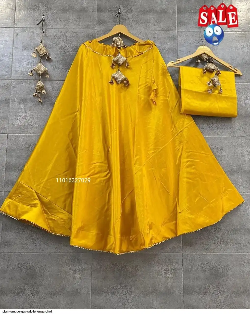 PLAIN UNIQUE GAJI SILK LEHENGA CHOLI 5