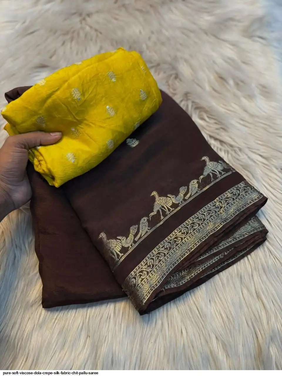 PURE SOFT VISCOSE DOLA CREPE SILK FABRIC CHIT PALLU SAREE 3