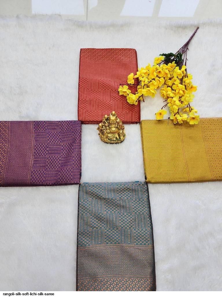 Jacquard Lichi Silk White Saree With Unstiched Blouse Piece main image 1