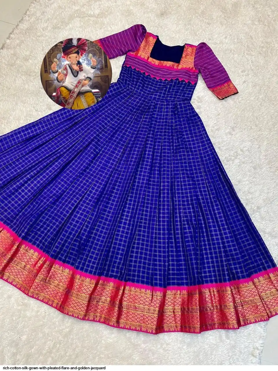RICH COTTON SILK GOWN WITH PLEATED FLARE AND GOLDEN JACQUARD 2