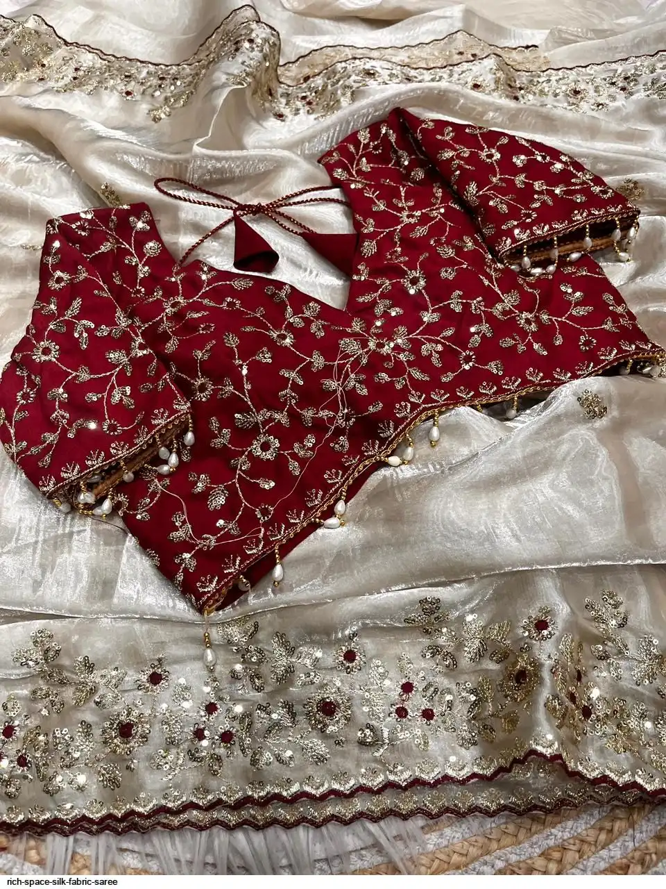 RICH SPACE SILK FABRIC SAREE 2