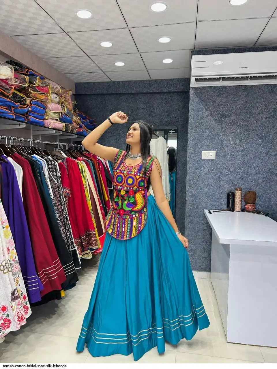 ROMAN COTTON BRIDAL TONE SILK LEHENGA 1