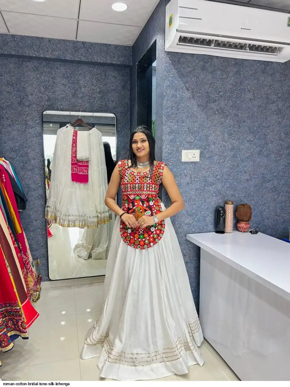 ROMAN COTTON BRIDAL TONE SILK LEHENGA 5