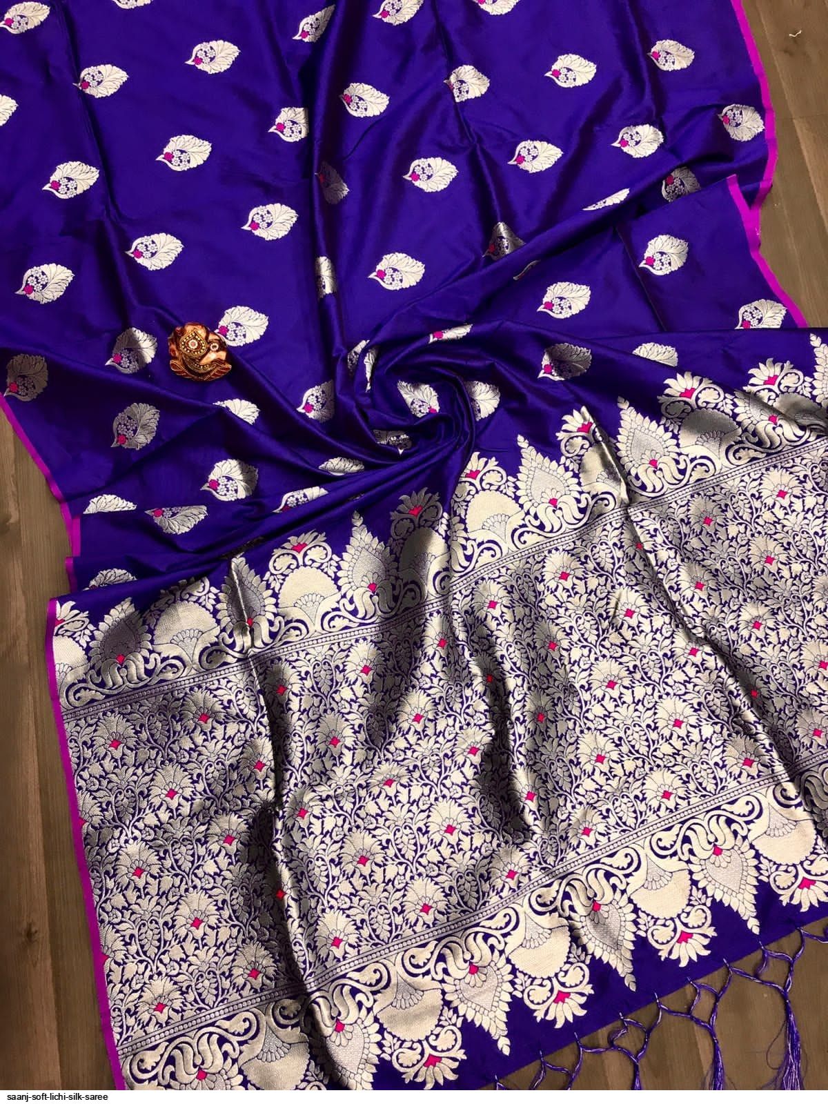 SAANJ SOFT LICHI SILK SAREE B