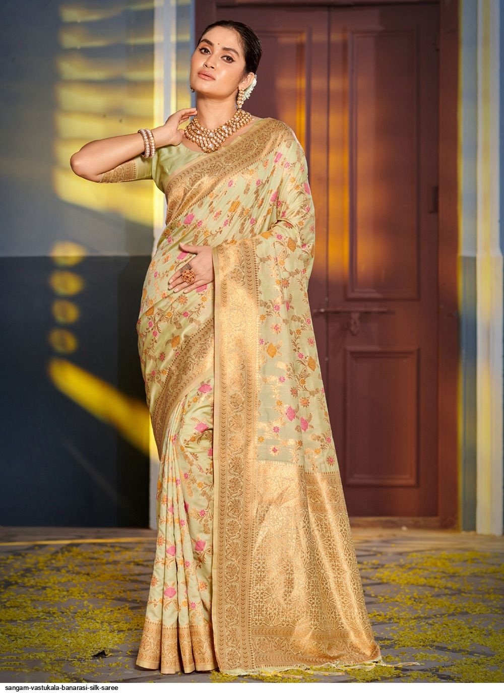 SANGAM VASTUKALA BANARASI SILK SAREE 5122