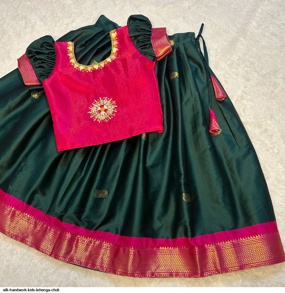 Stanwells Kids Baby Girl's Green and Gold Silk Traditional Readymade Lehenga  Choli for Girls (4-5 Years) : Amazon.in: Fashion