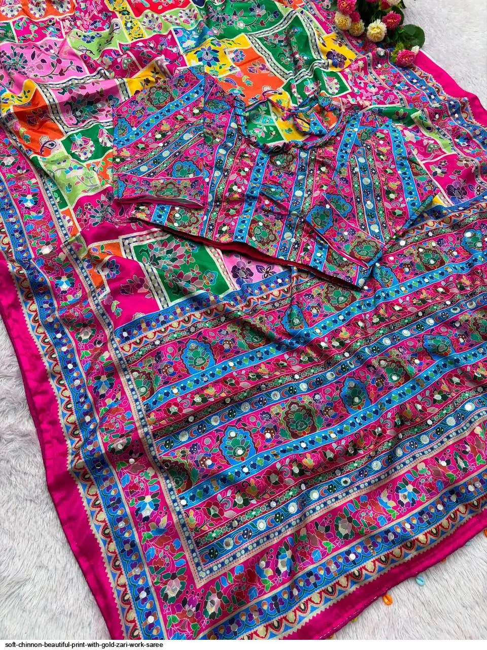 SOFT CHINNON BEAUTIFUL PRINT WITH GOLD ZARI WORK SAREE 4