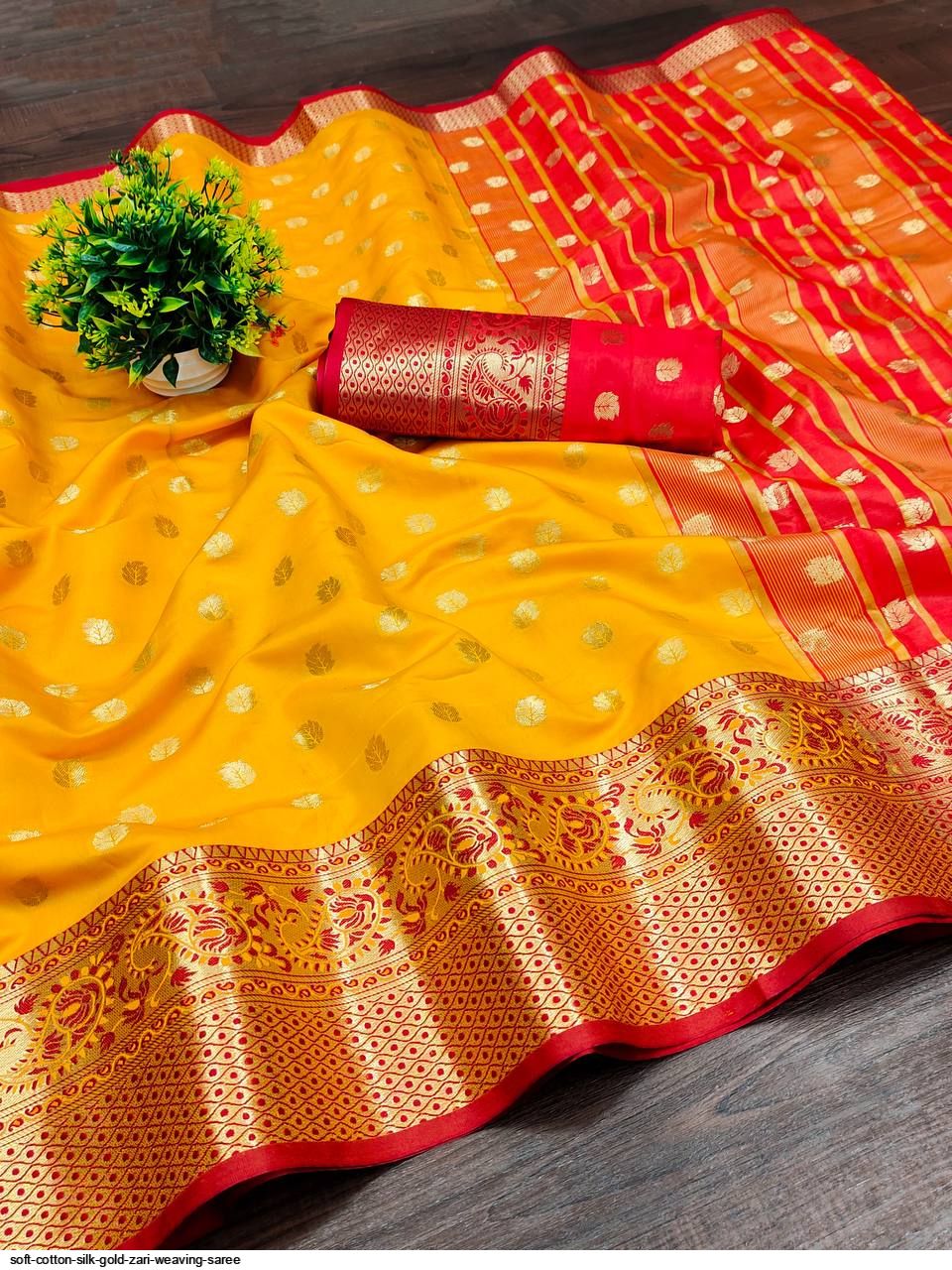 SOFT COTTON SILK GOLD ZARI WEAVING SAREE