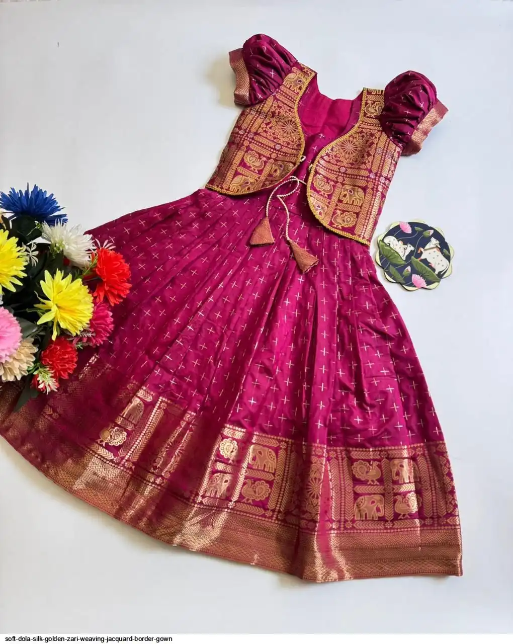 SOFT DOLA SILK GOLDEN ZARI WEAVING JACQUARD BORDER GOWN D