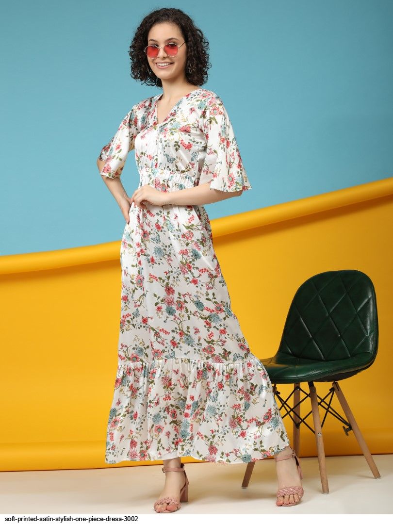 fashionable one piece dress Off-shoulder High Fashion One-piece Slim Style Short Women Dress