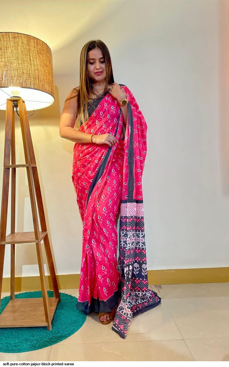 Buy Ragavi Savvy Red Traditional Jaipur Printed Saree with Unstitched Blouse  online