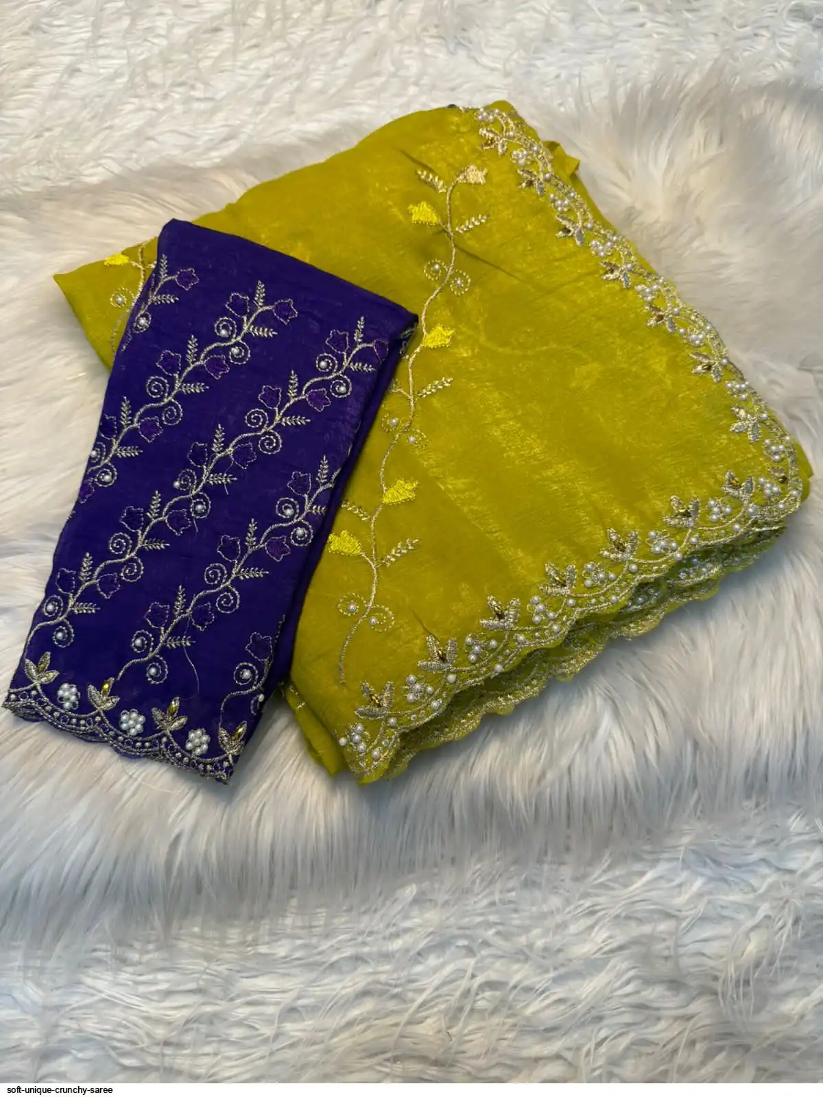 Soft Unique Soft UNIQUE crunchy saree