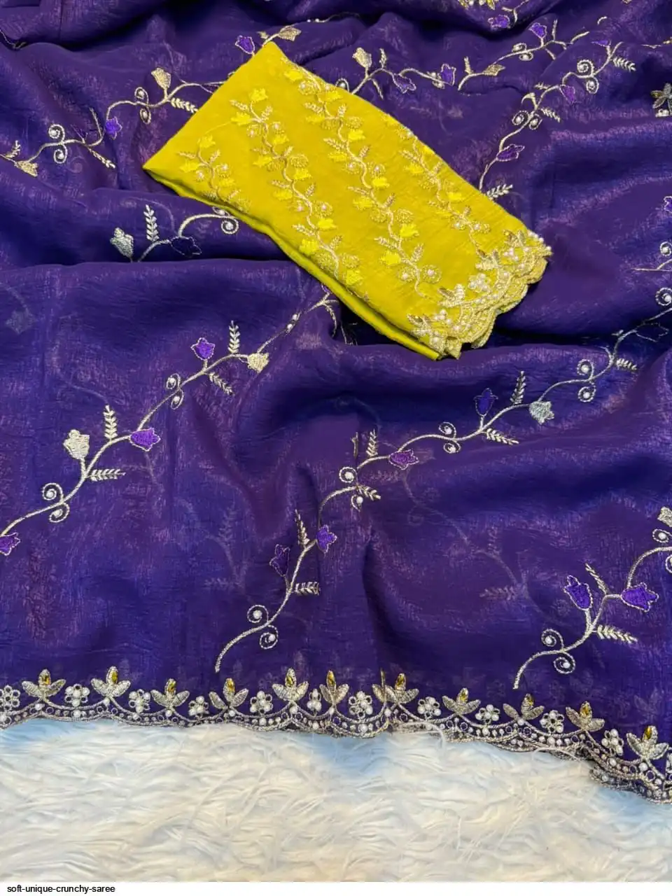 Soft Unique Soft UNIQUE crunchy saree