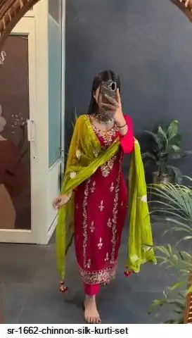 SR 1662 CHINNON SILK KURTI SET B