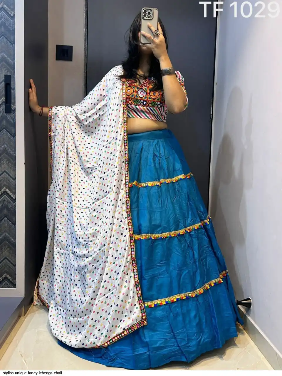 STYLISH UNIQUE FANCY LEHENGA CHOLI 4