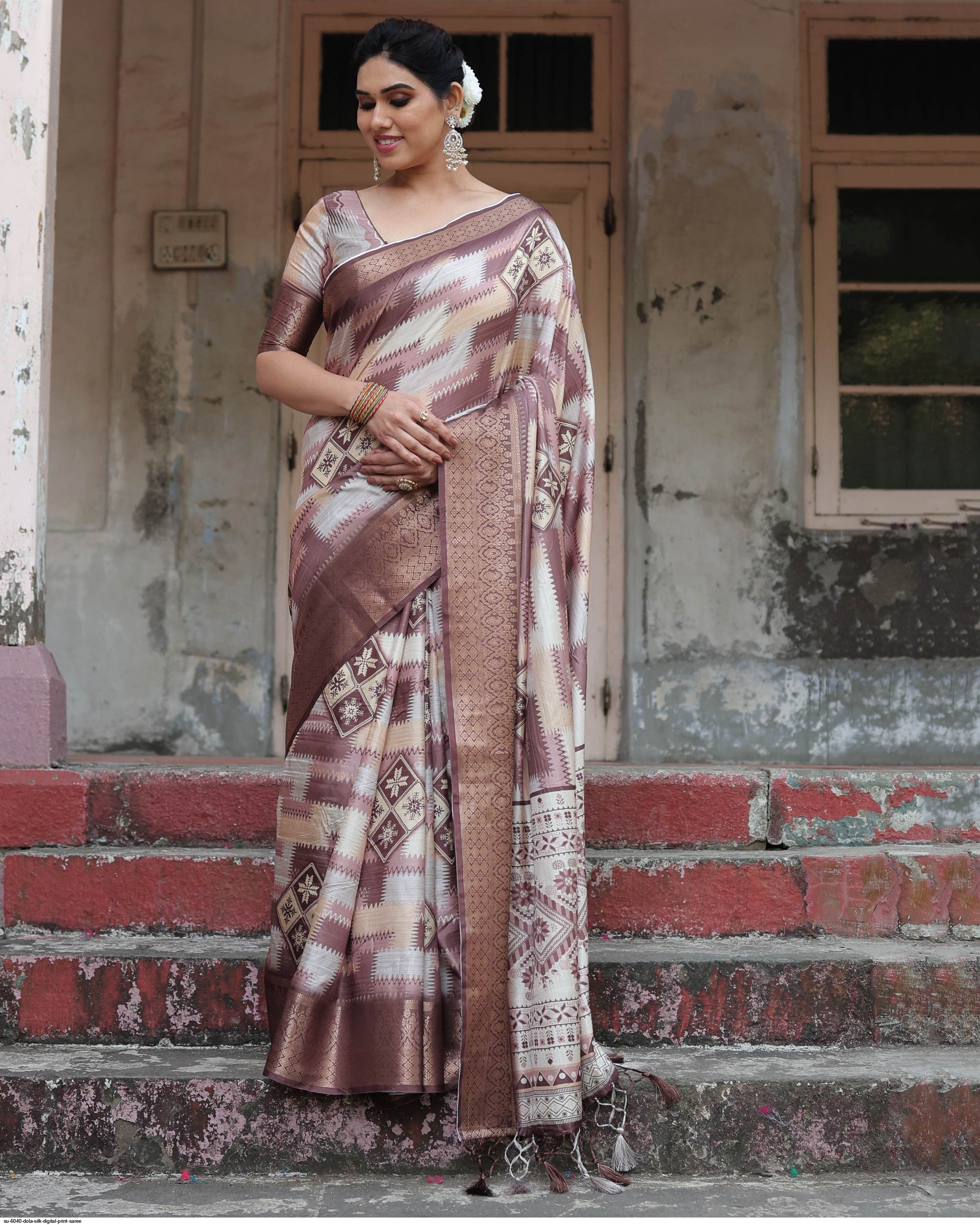 Su 6040 Dola Silk Digital Print Saree