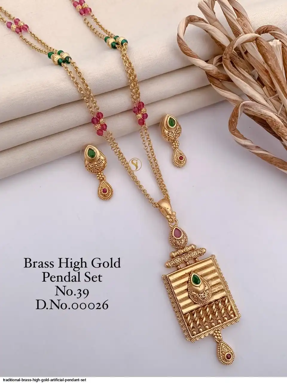 TRADITIONAL BRASS HIGH GOLD ARTIFICIAL PENDANT SET F