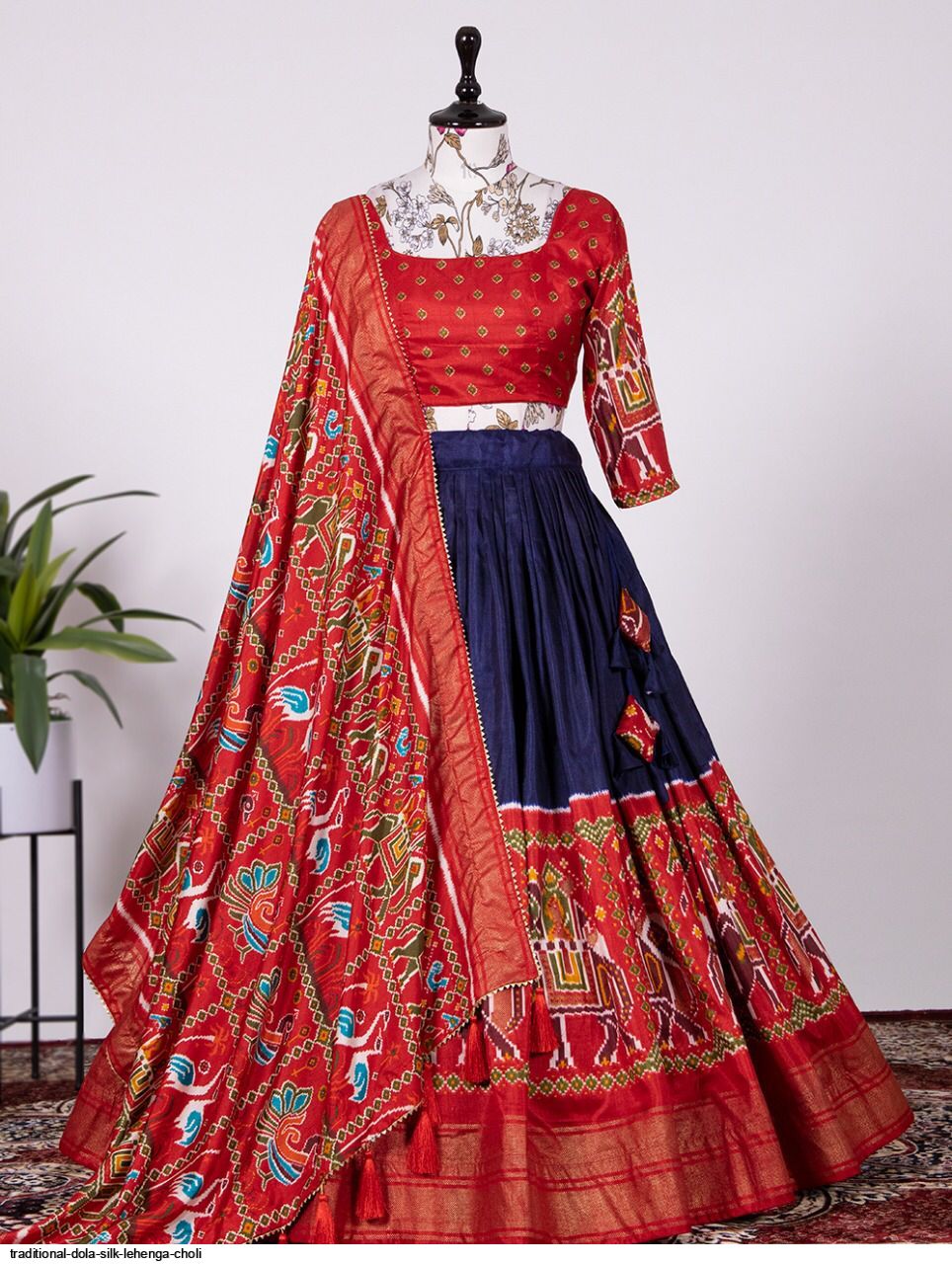 Navratri Wear Traditional Lehenga Choli